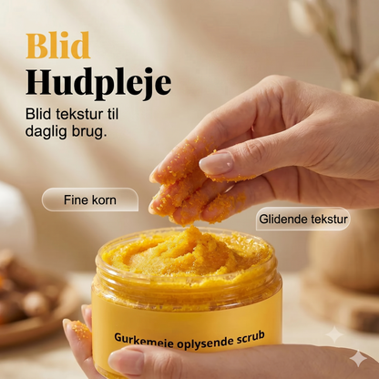 Gurkemeje-bodyscrub stimulerer huden med mild eksfoliering og dyb hydrering
